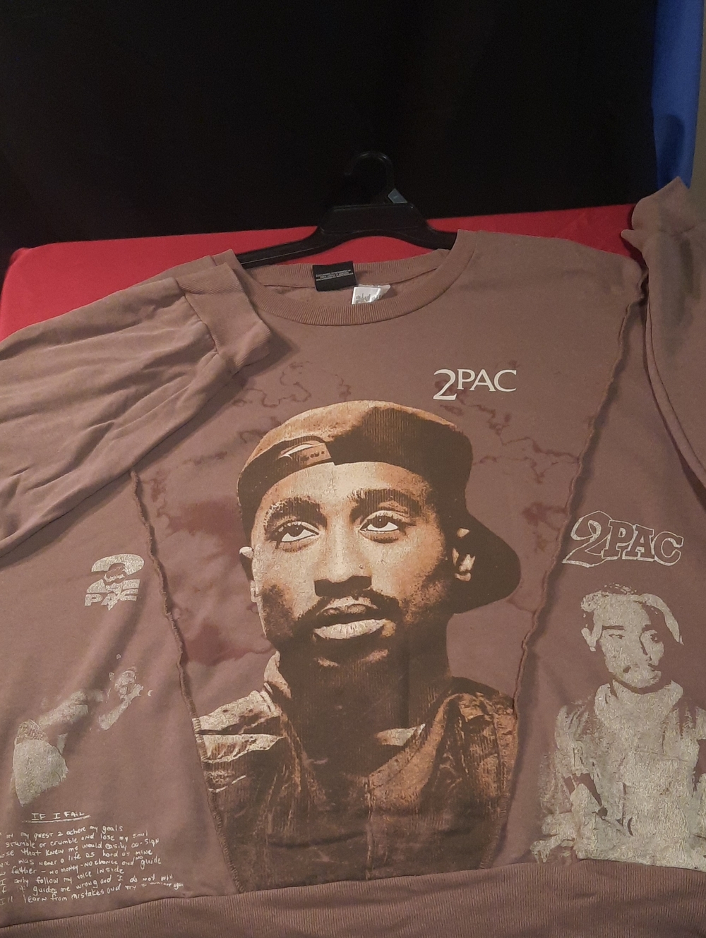 Vintage-Inspired 2PAC Graphic Long-Sleeve Sweat Shirt